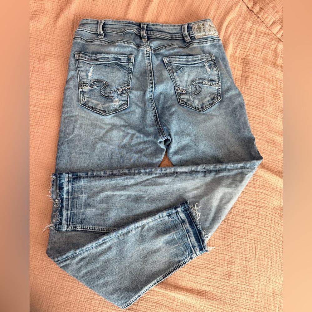 Silver Jeans Avery Ankle Skinny in Classic Blue